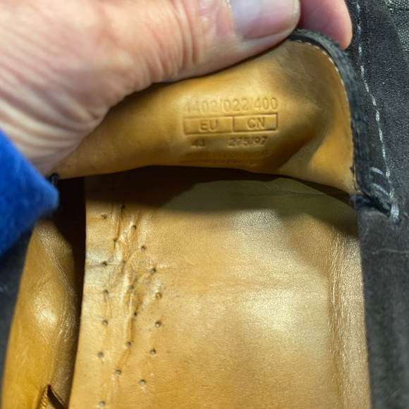 Massimo Dutti Mens Loafer Black Suede Tassel Slip On Shoe sz 43 - Picture 3 of 6